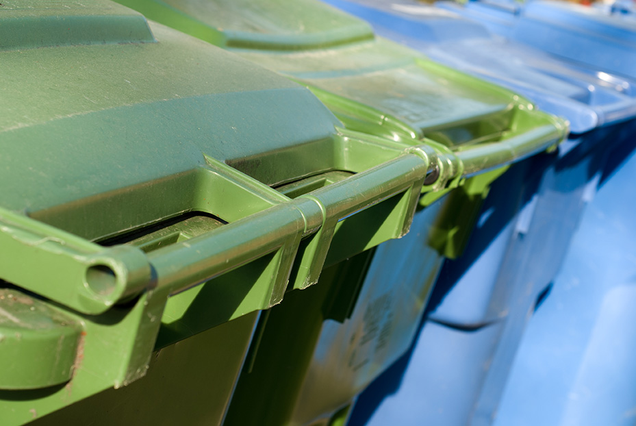 Carts_Closeup / emilie_zhang, Shutterstock