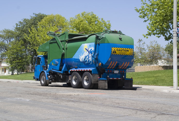 Truck Parked / Arthur_Eugene_Preston, Shutterstock