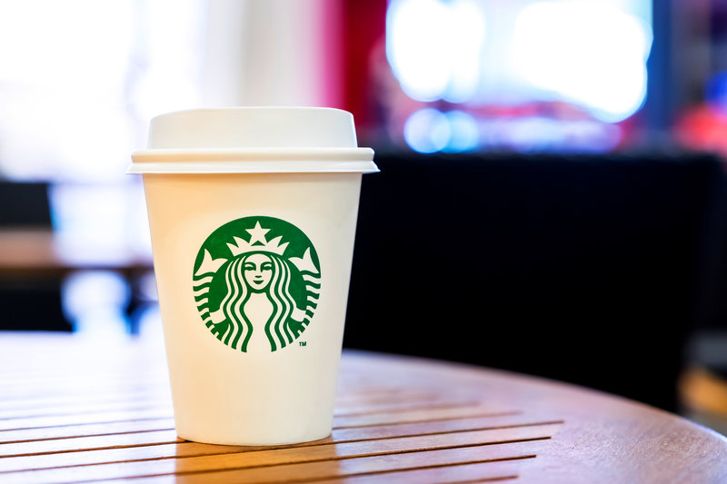 starbucks cup / weedezign, Shutterstock starbucks cup / weedezign, Shutterstock