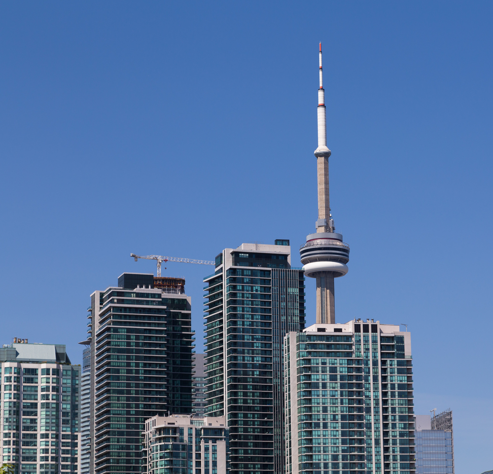 toronto / mikecphoto, Shuterstock
