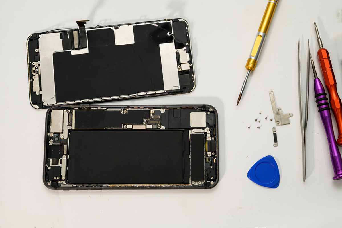 Repairing a mobile phone.