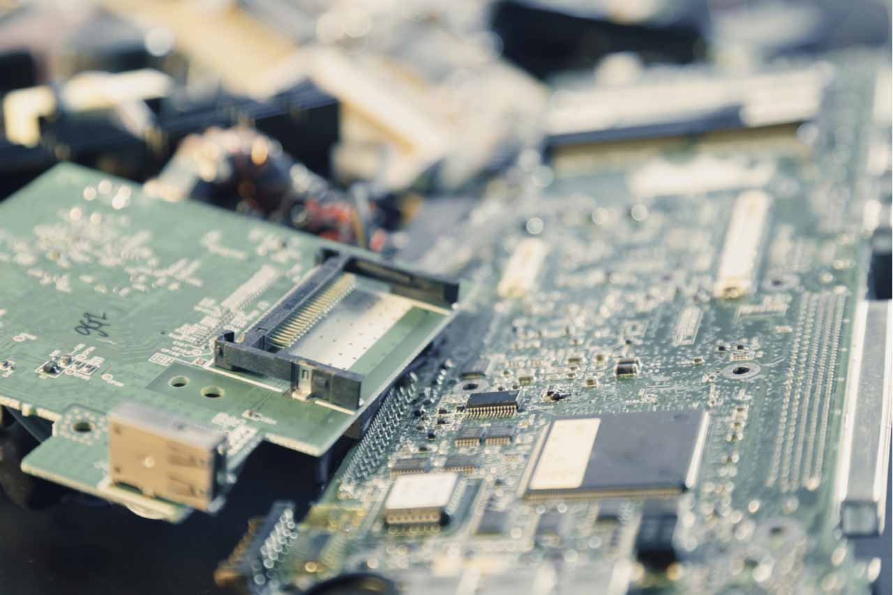 Circuit-board-scrap-science-photo-shutterstock