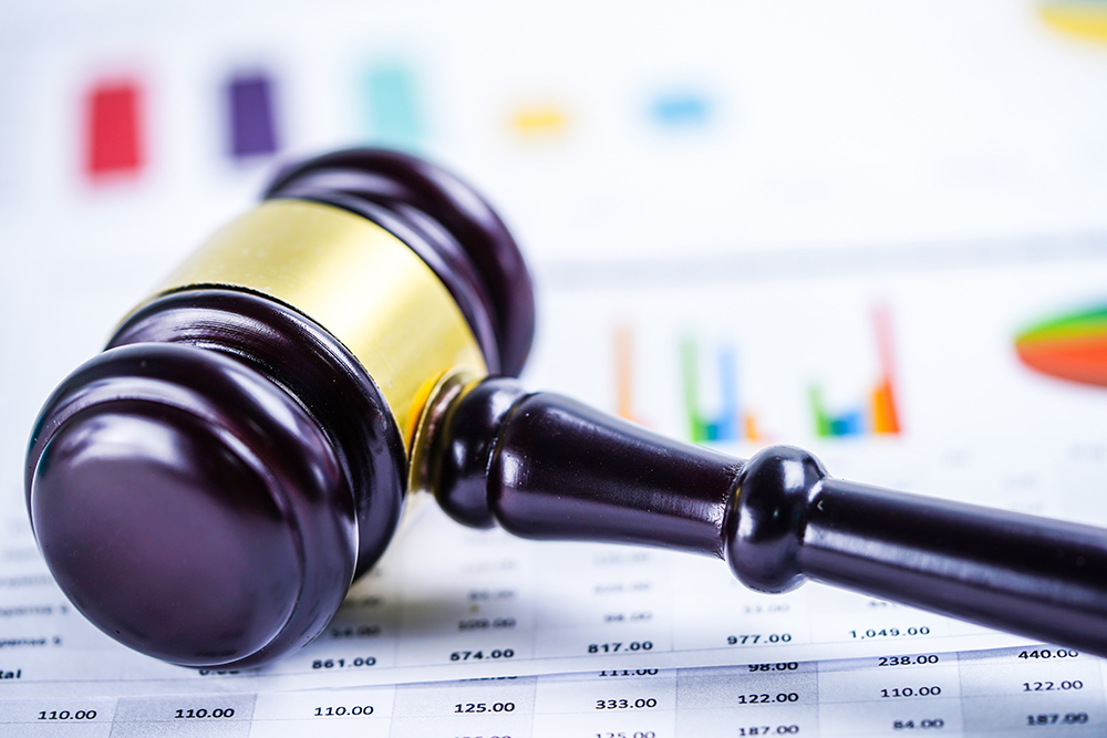 Recycling startup settles lawsuit and sells shares