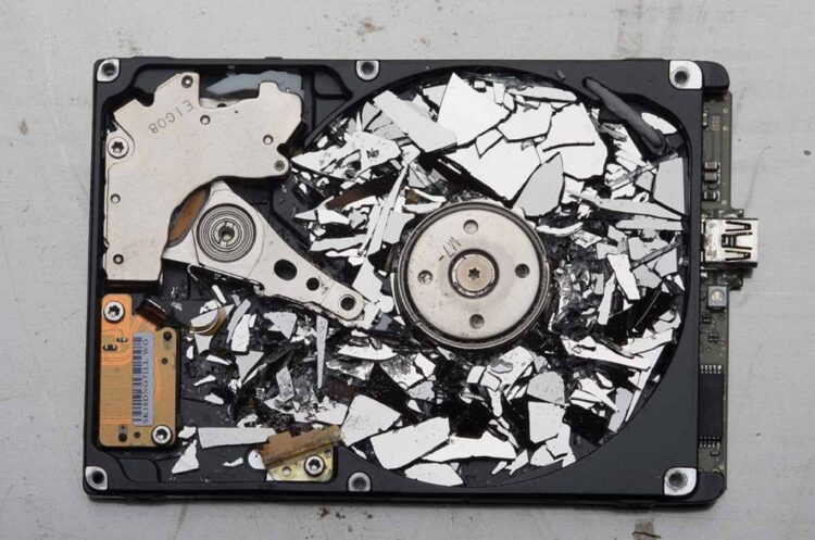 Enterprises continue to prefer shredding over wiping