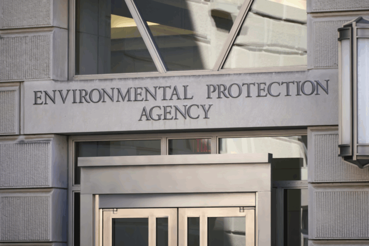 EPA leader planning cuts to staffing, grants