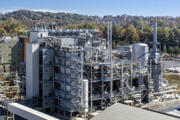 Texas plant in limbo after Eastman loses DOE grant
