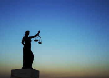 Repair advocates come to Lundgren’s defense