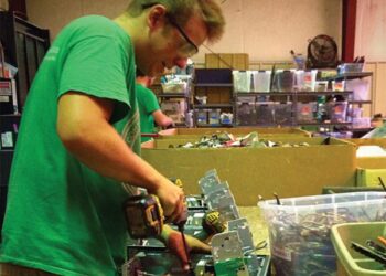 Know Your E-Scrap Processor: Computer Recycling Center