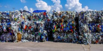 Colorado regulators suggest mid-range EPR scenario