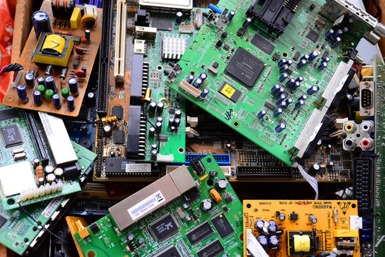 Canadian government invests $1.9M in e-scrap recycler Excir