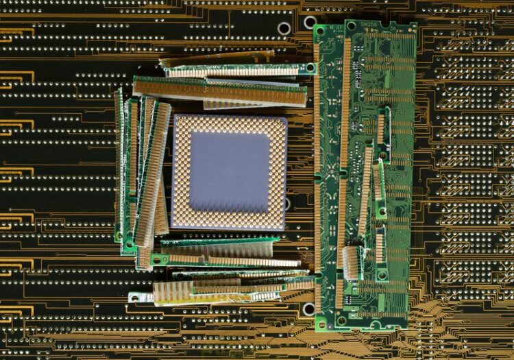 Non-toxic leaching formula developed for e-scrap