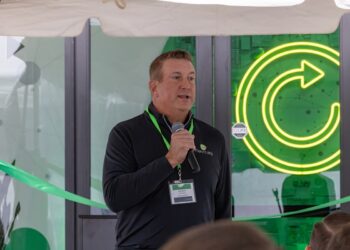 PlanITROI moves to bigger facility, automates lines