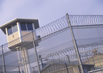 Federal prison system halts e-scrap processing