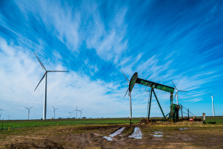 Texas sues over dumped wind turbine blades